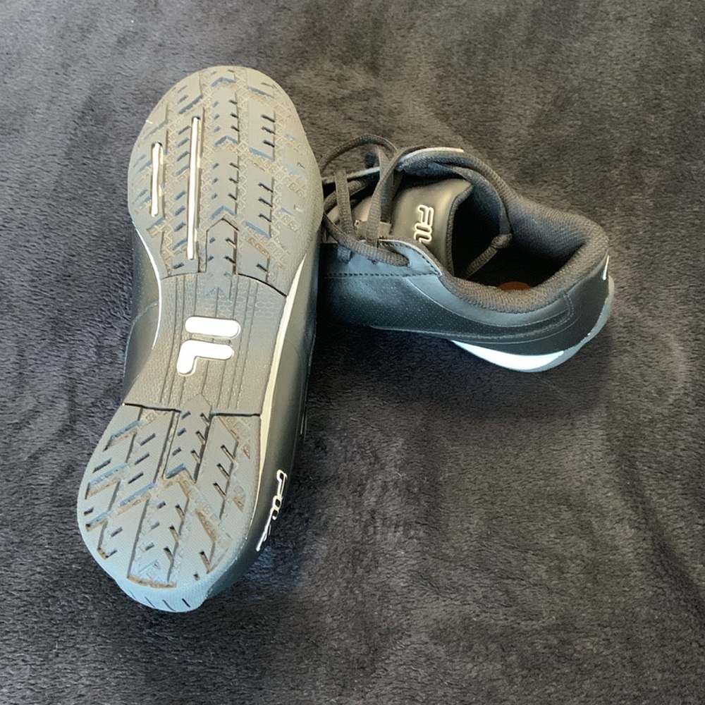 NWOT Fila Filaretti Black Shoes